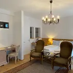 Carlton-europe Vintage Adults Hotel 4*