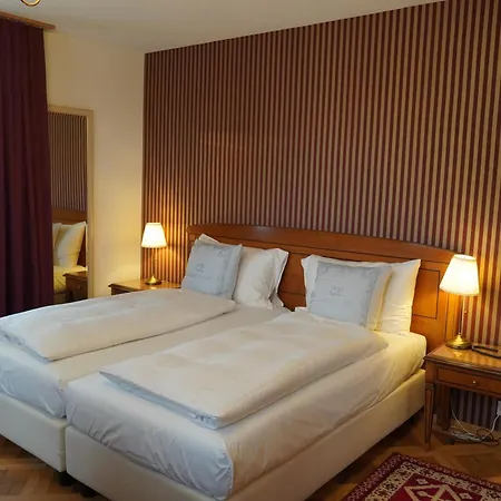 Carlton-europe Vintage Adults 4*