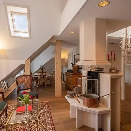 Carlton-europe Vintage Adults Hotel 4*