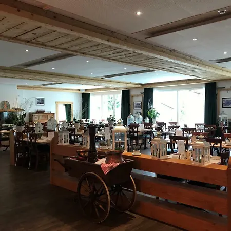 Отель Carlton-europe Vintage Adults