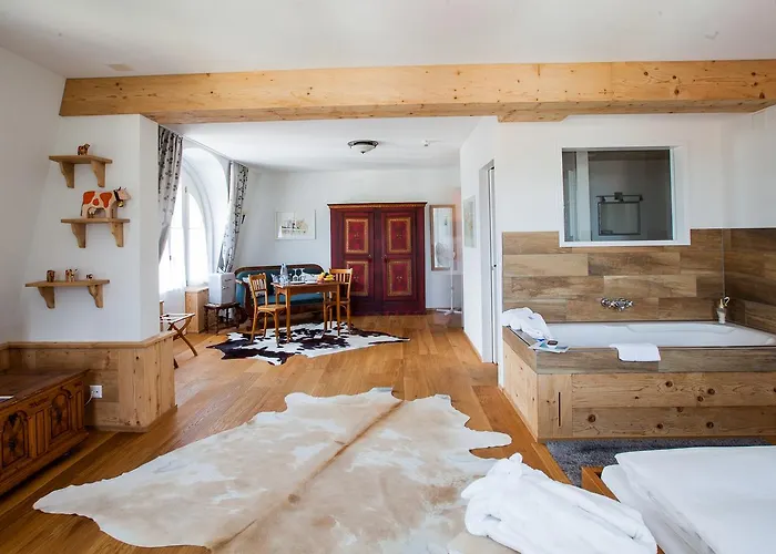 Carlton-europe Vintage Adults