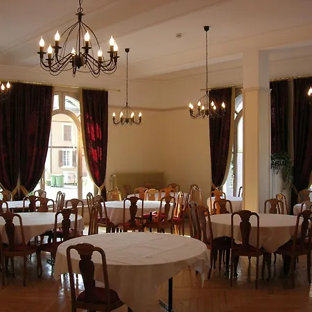 Carlton-europe Vintage Adults فندق 4*