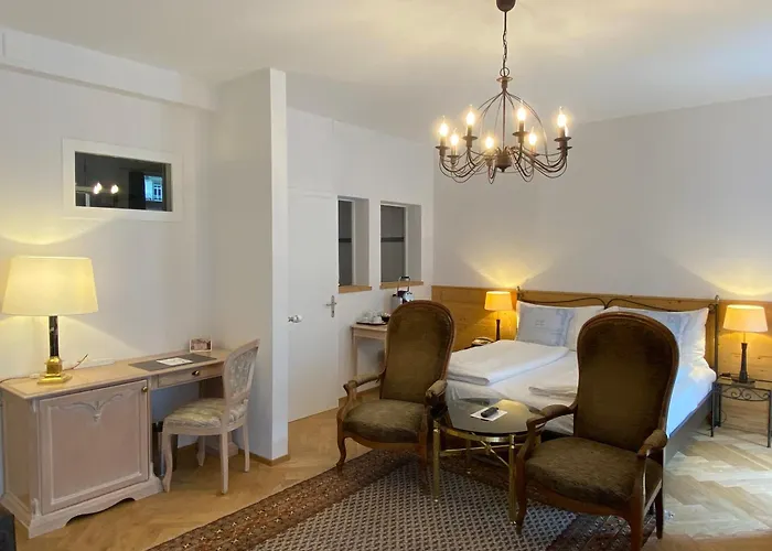 Carlton-europe Vintage Adults Hotel 4*