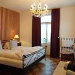 Carlton-europe Vintage Adults Отель 4*